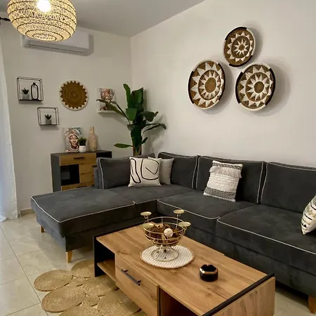 Maya Kallithea Apartment