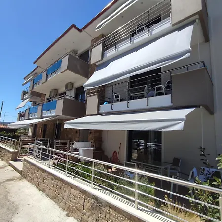 아파트 Maya Kallithea