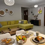 Maya Kallithea Apartamento *